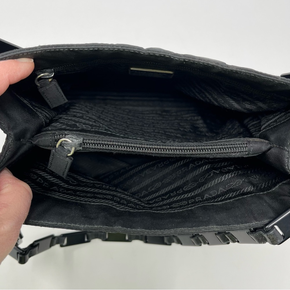Vintage Prada Black Tessuto Nylon Triangle Logo Shoulder Bag Tote Chain Handle - Picture 10 of 13